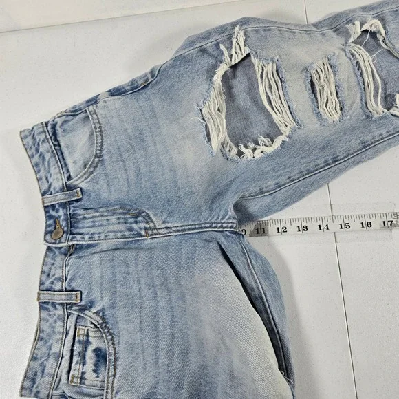 KanCan Signature High Rise Relaxed Fit Distressed Light Wash Denim Jeans Size 24 - Picture 6 of 9